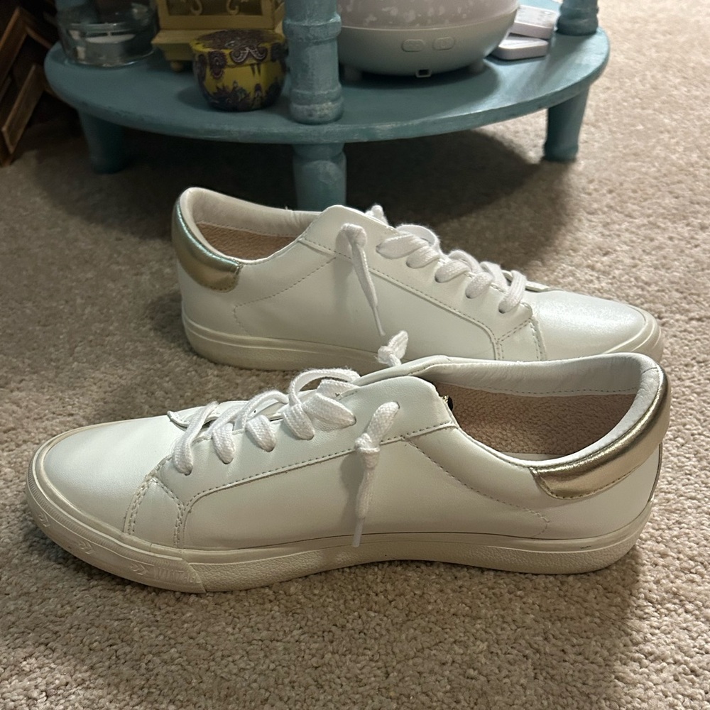 Vintage Havana Grande White and Gold Leather Women's Sneakers Size 11